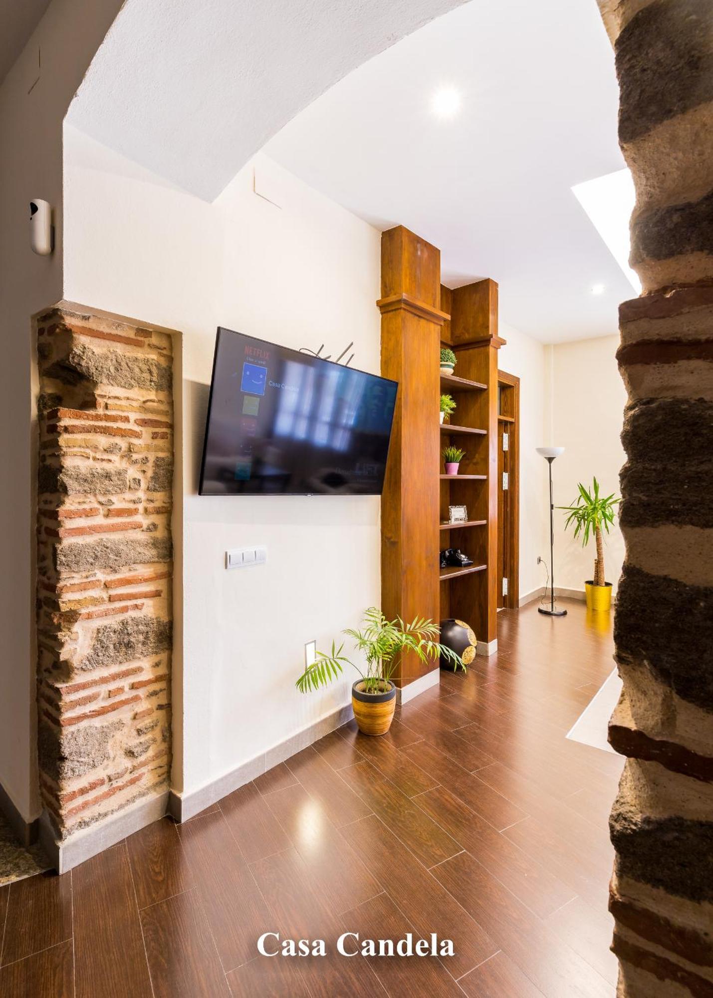 Apartamentos Candela Эль-Чорро Экстерьер фото